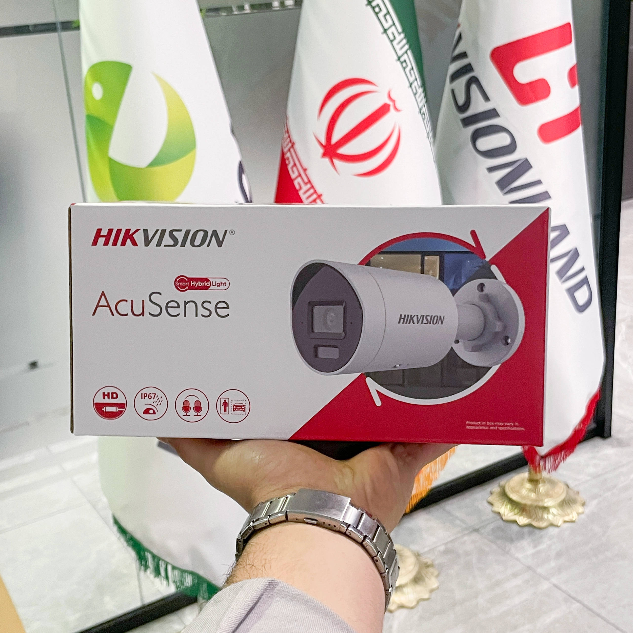 دوربین مداربسته هایک ویژن مدل DS-2CD2043G2-LI